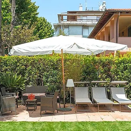 Diletta 4* Forte dei Marmi