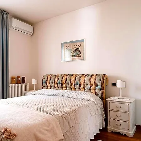 Diletta Oda ve Kahvaltı 4*